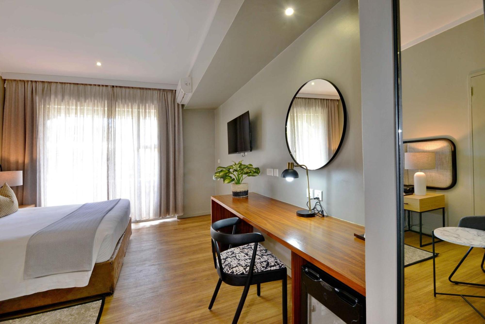 Cresta Lodge Harare Exterior photo