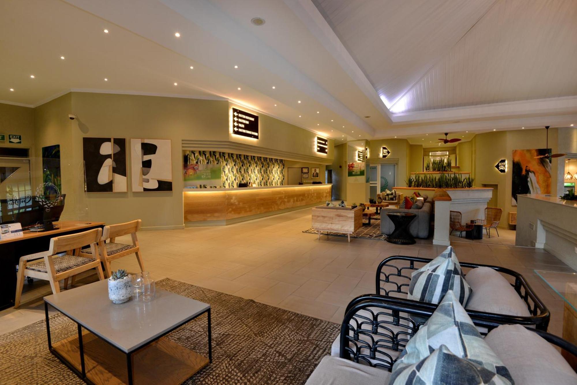 Cresta Lodge Harare Exterior photo