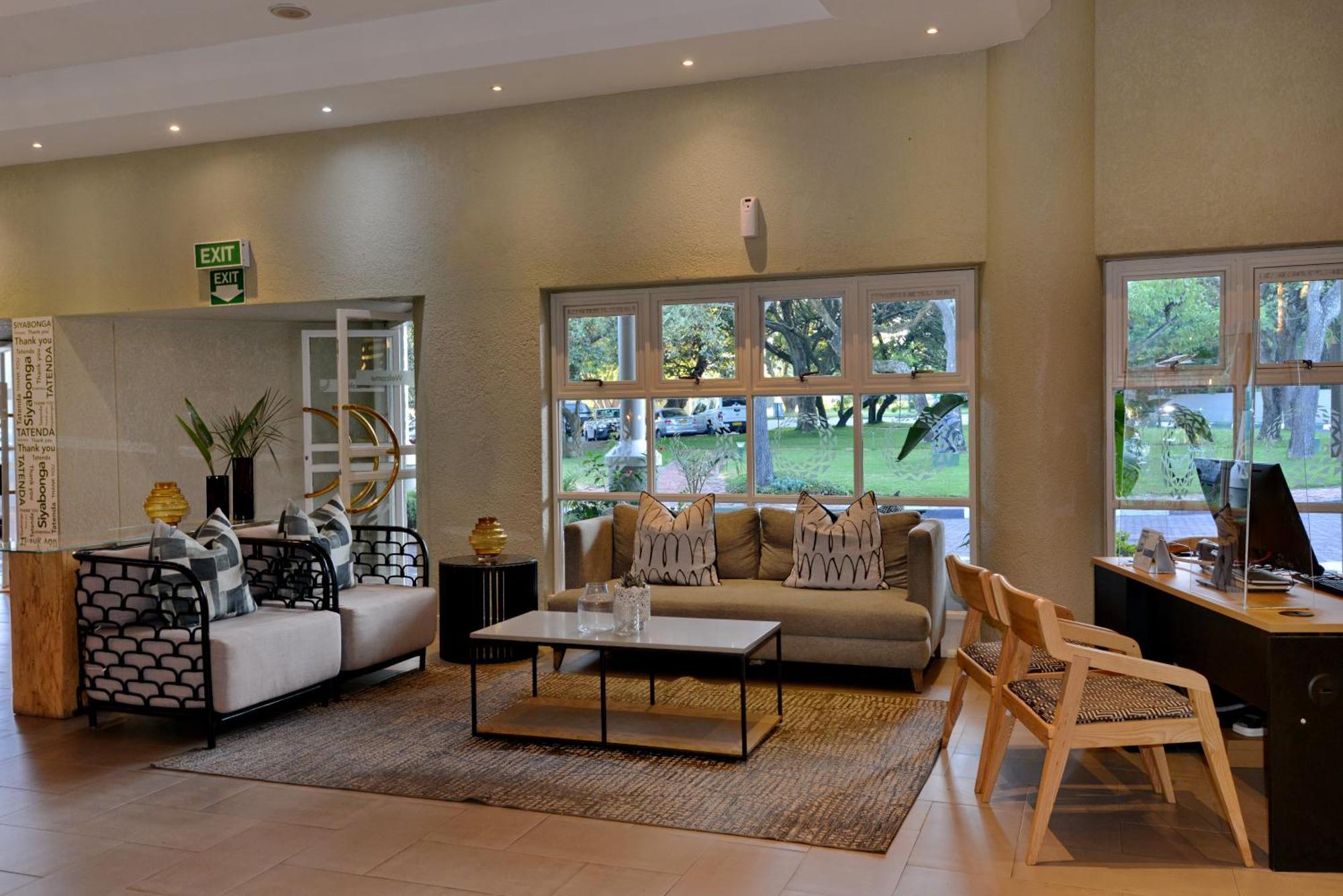 Cresta Lodge Harare Exterior photo